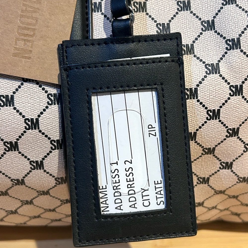 Steve Madden BSPEEDY Large Tan And Black Monogram Weekender Bag - Picture 8 of 9
